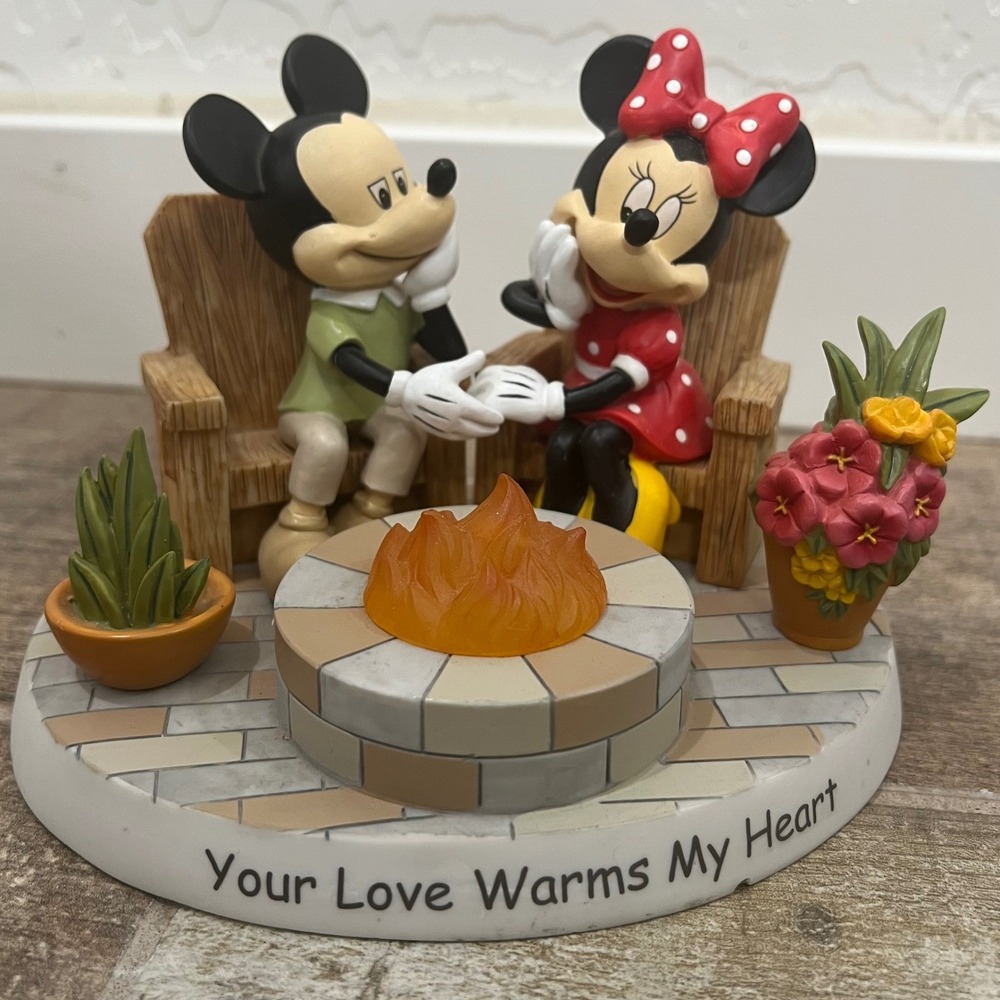 Hamilton collection Disney Mickey Minnie "Your Love Warms My Heart" Light Up